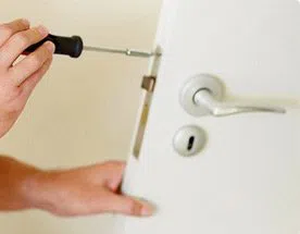 Metro Master Locksmith Longmeadow, MA 413-274-2809 Metro Master Locksmith Longmeadow, MA 413-274-2809 - 4-Locksmith-Service