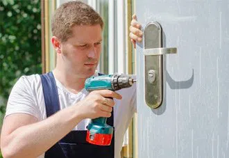 Metro Master Locksmith Longmeadow, MA 413-274-2809 - 7-Lock-Changing